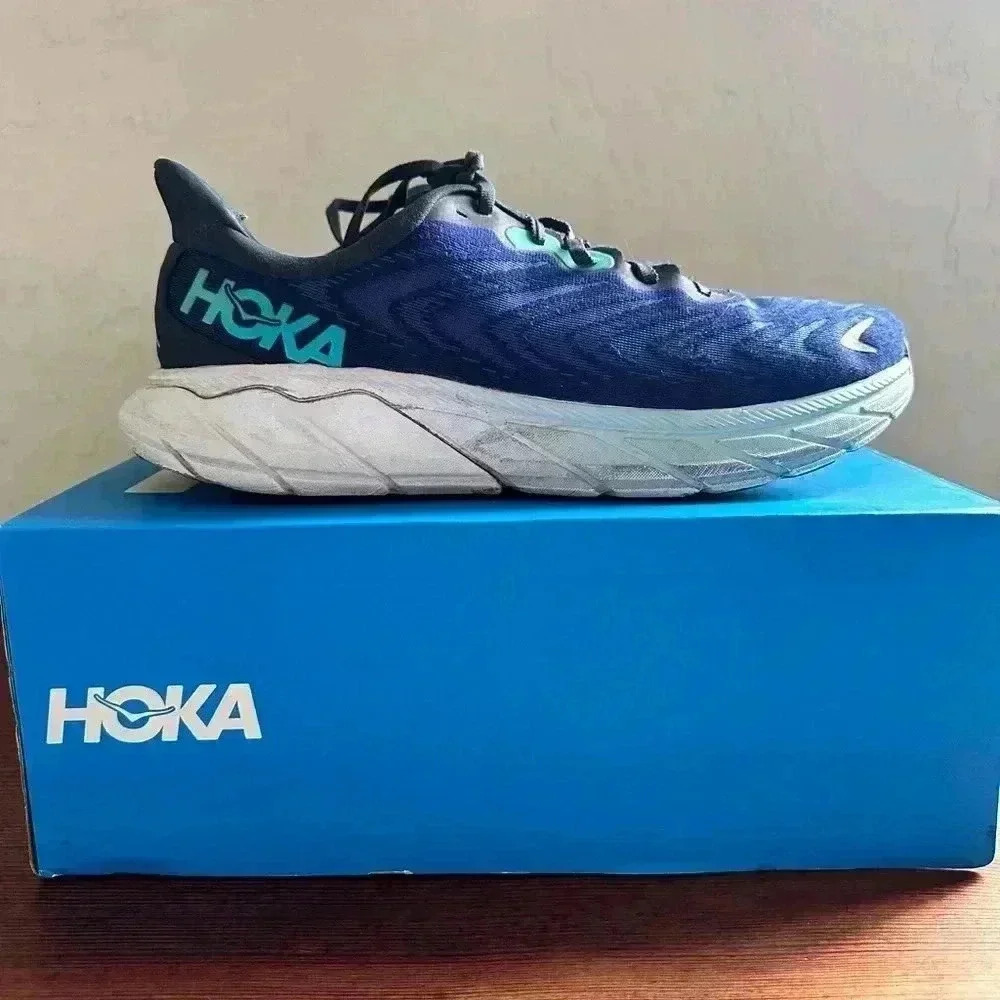 Men’s Size 12 - Hoka One One Arahi 6 Outer Space